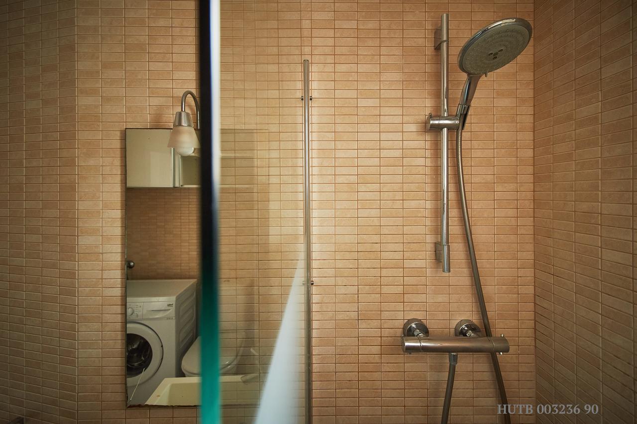 Alcam Rizal Apartment Barcelona Bagian luar foto